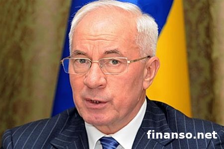 Из-за событий на Евромайдане возможна девальвация гривны - Азаров