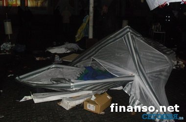 Днепропетровск: оппозиция  зовет на разговор милицию и прокуроров 