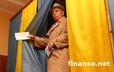 В Черкассах на глазах у милиции покупали голоса избирателей