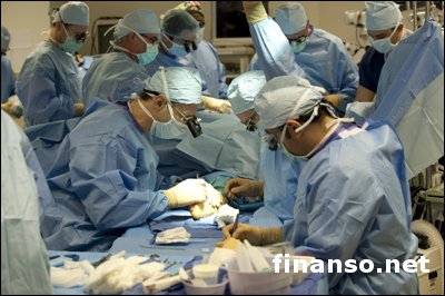 Успешно проведена первая в мире пересадка автономного искусственного сердца