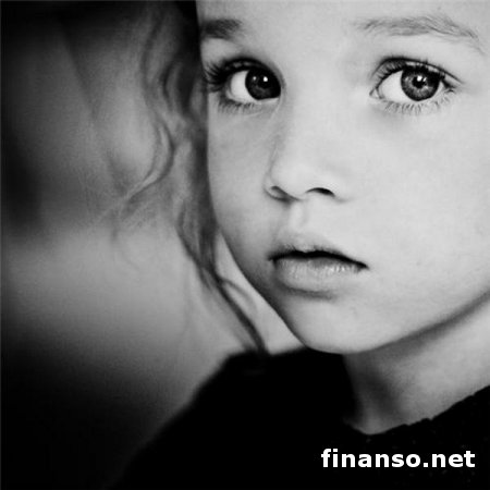 Взяв ребенка напрокат, временным родителям в Украине будут платить 4000 грн. в месяц