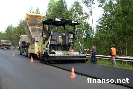 В 2014-м на ремонт автодорог в Украине уйдет 10 млрд. гривен – премьер