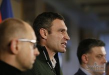 Яценюк не против предложения Януковича стать премьером, но есть условия