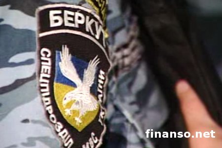 В Межигорье резиденцию Януковича охраняет "тайный Беркут"