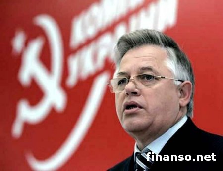 Коммунисты добились принятия двух "антифашистских" законов