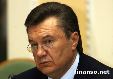 Янукович подписал 5 принятых в четверг парламентом законов - реакция Запада