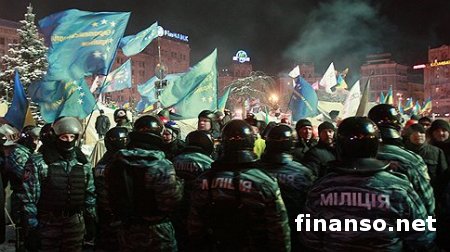 Оппозиция ожидает атаки на Майдан, на площади собирается все больше провокаторов
