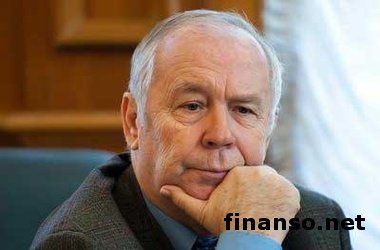 Для принятия решения по Конституции в Раде объявили перерыв