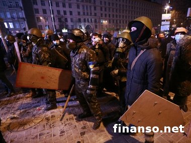 «Правый сектор» предупредил, что продолжать перемирие с властью он не намерен