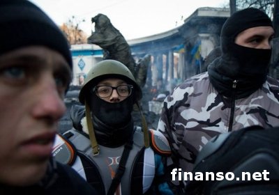 Совет Майдана пообещал частично освободить улицу Грушевского в Киеве