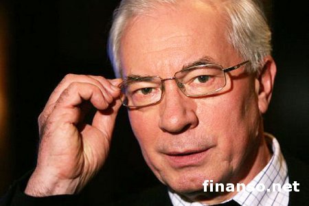 Экс-премьер Н. Азаров и министр С. Арбузов отрицают, что имеют еврогражданство