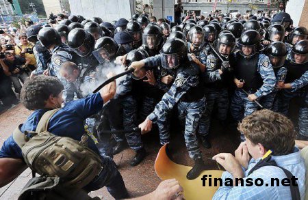 Скандал в правительстве: действия "Беркута" сделают легальными задним числом