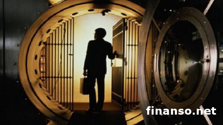 Украинцы в январе забрали $357,3 млн. валютных депозитов – причины