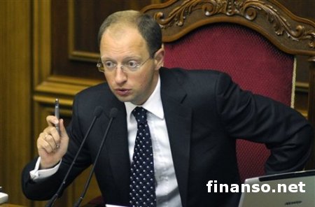 Активисты останутся в Украинском доме, Доме профсоюзов и Октябрьском дворце – Яценюк