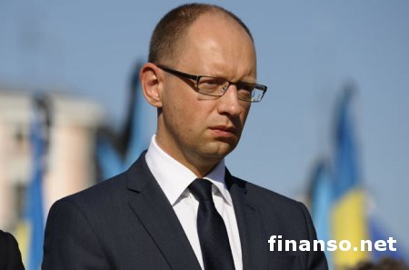 Яценюк пояснил, что значит для Украины принятое Радой постановление