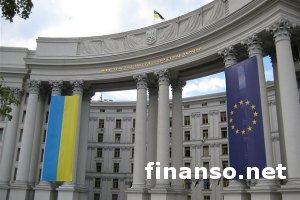 Из-за признания Россией "независимости" Крыма, МИД выразило решительный протест