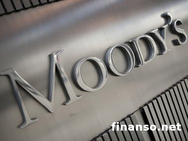 Кредитный рейтинг РФ будет пересмотрен Moody’s - существует риск понижения