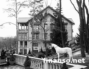 Невероятно, но факт: люди Януковича покупали возле ''Межигорья" землю по $570 за сотку