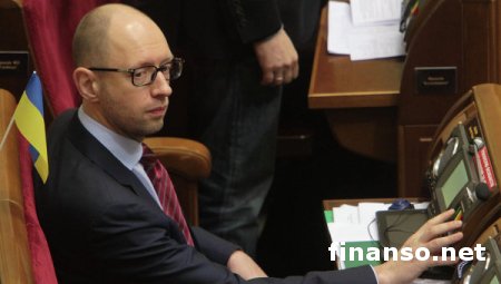 Премьер Яценюк: Украина готова расширить полномочия Крыма в Верховной Раде