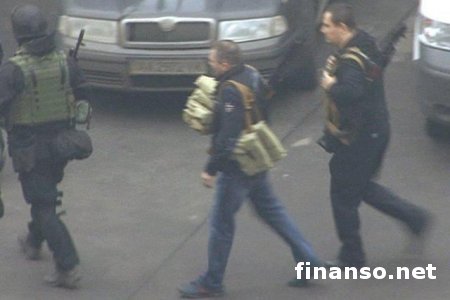 СМИ опубликовали фото снайперов-убийц, расстрелявших на Майдане Небесную сотню