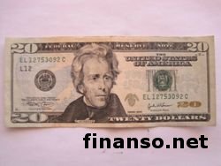 На фоне повышения ликвидности банков Америки курс доллара США снижается к мировым валютам