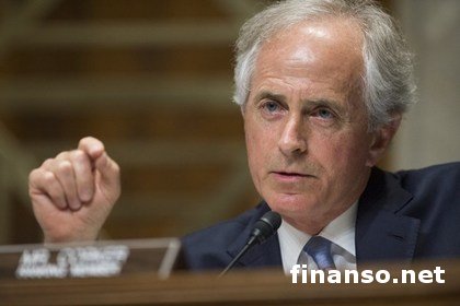 Руководство США пригрозило крупным российским банкам и "Газпрому" жесткими санкциями