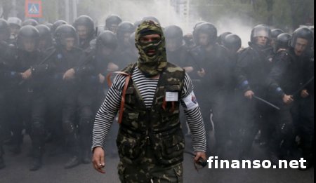 1398748200_1398723374-5595-donetsk-mitin