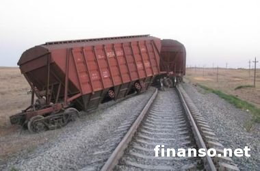 Под Славянском авиация ВС Украины уничтожила бронепоезд сепаратистов