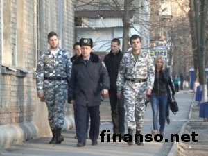 Горсовет Мариуполя ввел круглосуточное патрулирование улиц города