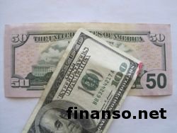 На фоне роста безработицы курс американского доллара снизился к мировым валютам