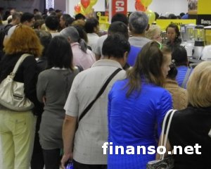 Чтобы купить российские сим-карты, в Крыму образовались большие очереди