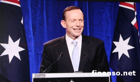 Эбботт: На месте крушения "Боинга-777" фальсифицируются улики