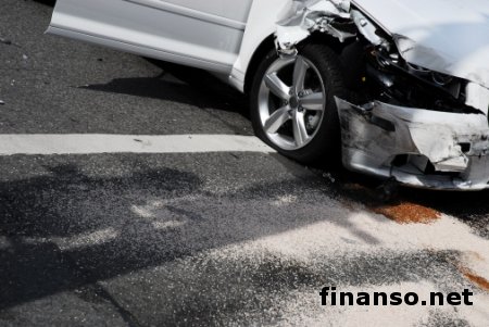 ЧП в Харькове: "пятисотый" Mercedes скрылся после смертельной аварии