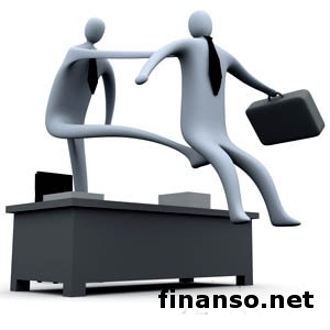 Минюст: количество госслужащих Украины уменьшится на 50%