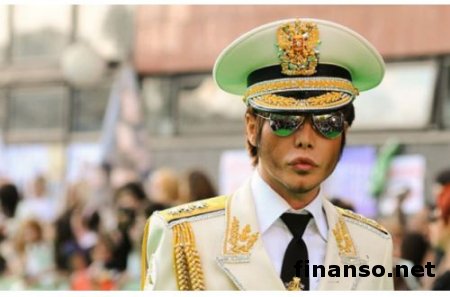 С. Зверев хочет заработать на имени Дэвида Духовны