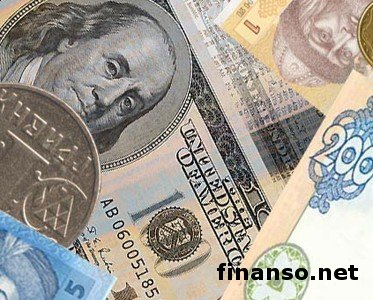 НБУ ограничил продажу валюты в одни руки до трех тысяч гривен