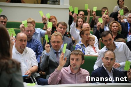 Вместе с партией Садового на выборы в Раду идут Семенченко и Шеремета