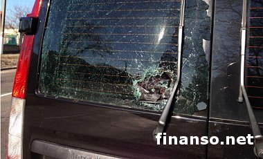 На Кировоградщине на трех кандидатов в нардепы напали «титушки»