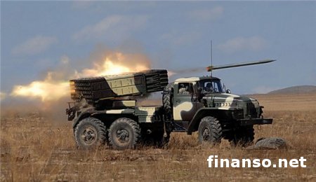 В районе Мариуполя боевики обстреляли силы АТО из "Градов"