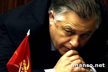 Бунт в КПУ: депутаты партии намерены отстранить Симоненко