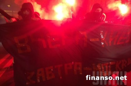 В честь годовщины Евромайдана в центре Москвы состоялось несанкционированное шествие