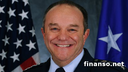 Сегодня Киев посетит главнокомандующий войсками НАТО в Европе