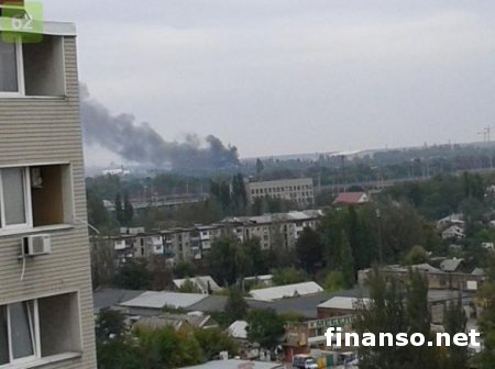 Ночью террористы обстреляли Донецк из тяжелой артиллерии, разрушены дома