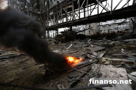 В аэропорту Донецка погибло 2 военных, 15 ранено