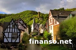 В селах Германии быстрее дорожают дома с большими участками