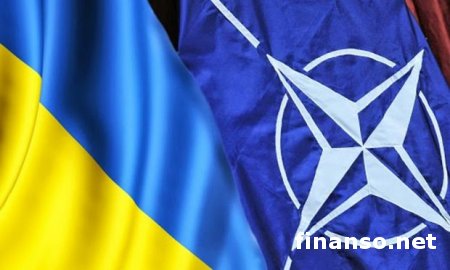 Сегодня НАТО примет решение об усилении сотрудничества с Украиной