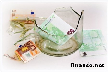 В Украине "лопнуло" еще два банка