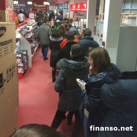 В магазинах оккупированного Крыма всего за одну ночь цены выросли в 10 раз, - СМИ