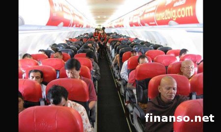 Эксперты назвали причину падения самолета Air Asia в воду
