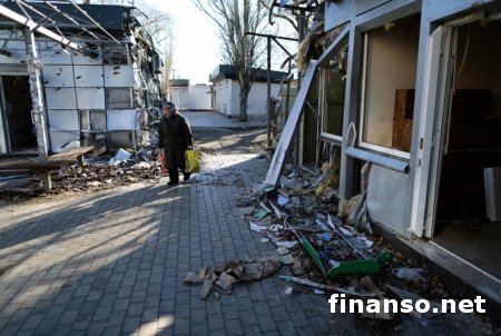 Сепаратисты Донбасса вернули в Донецк и Луганск комендантский час